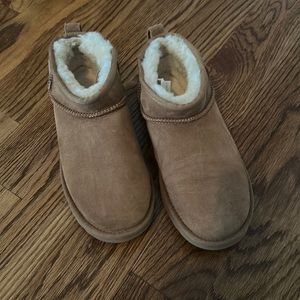 Ugg ultra mini